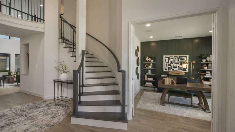 Soaring 19-Foot Family Room Ceiling & Signature Wall of Windows (3593W)